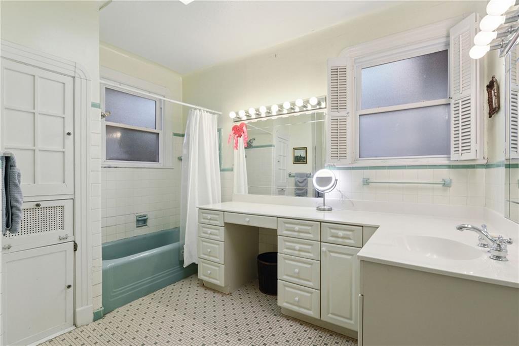 129 BROCKENBRAUGH Court