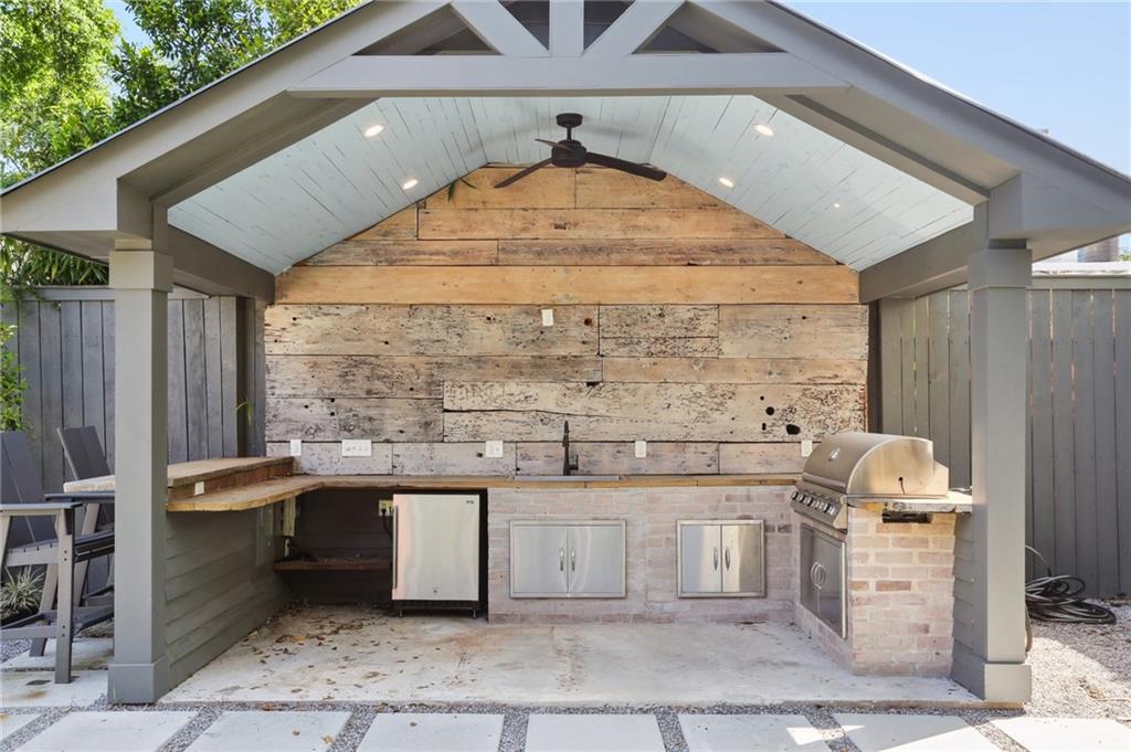 1117 NINTH Street 202