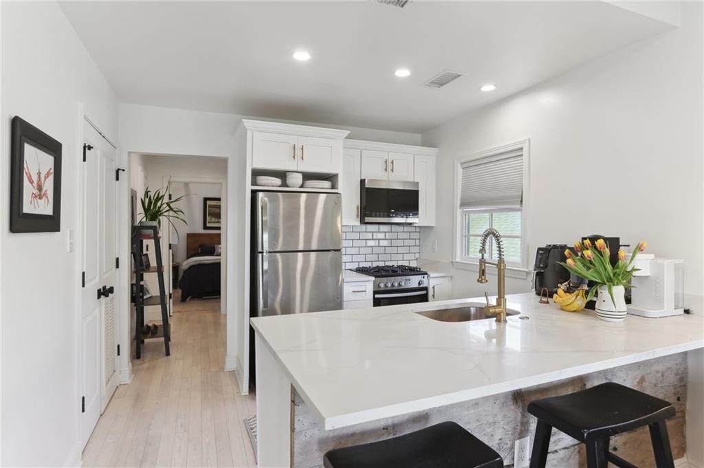 1117 NINTH Street 202