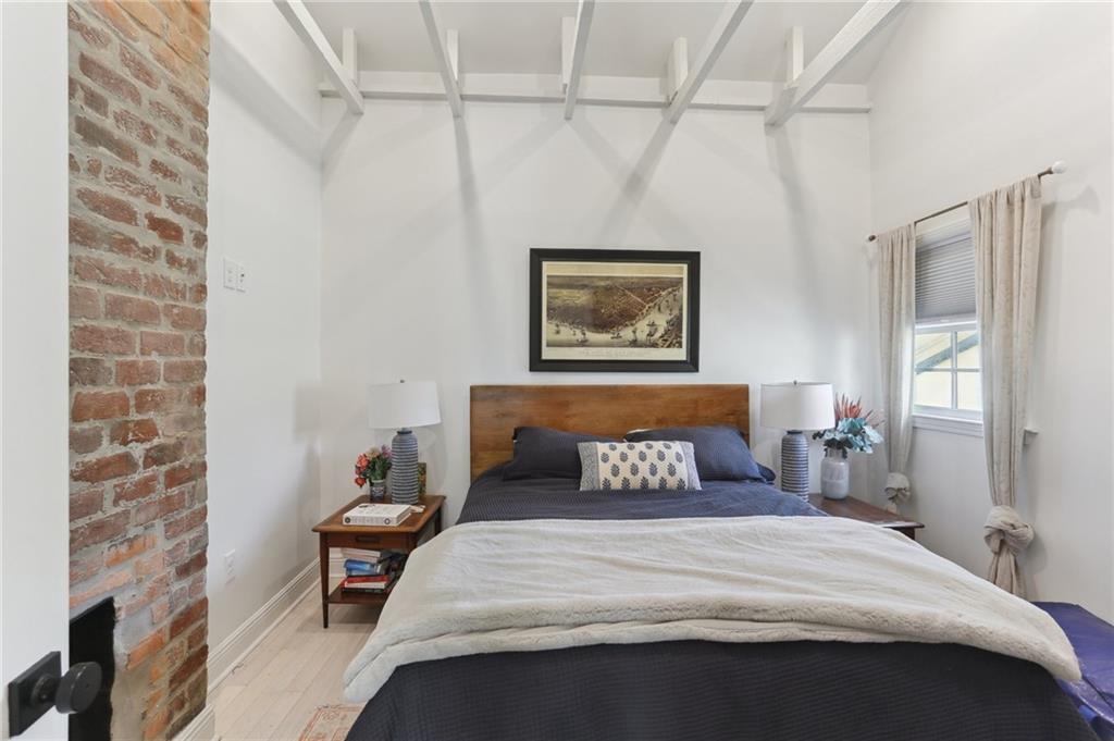 1117 NINTH Street 202