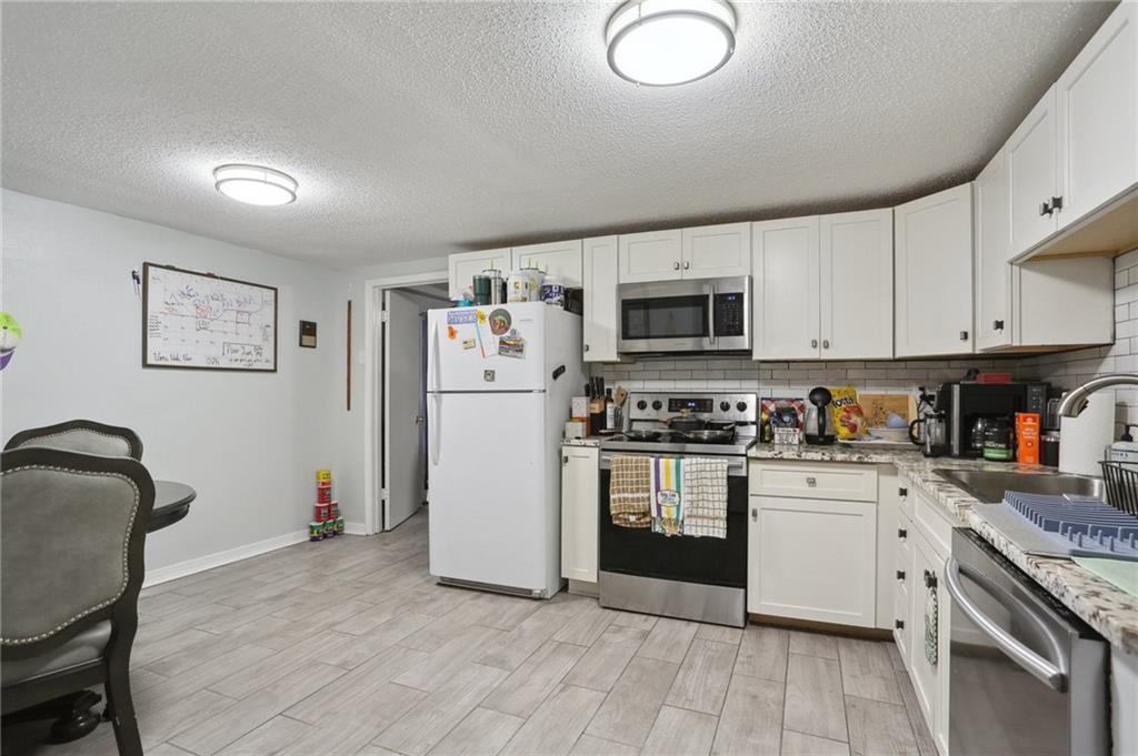 1735 DELACHAISE Street