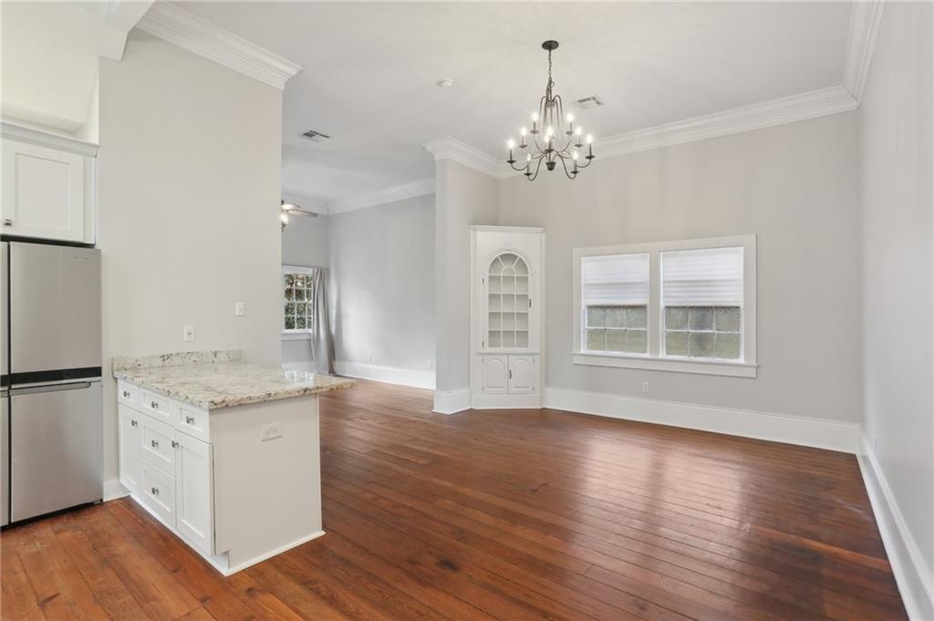 1735 DELACHAISE Street