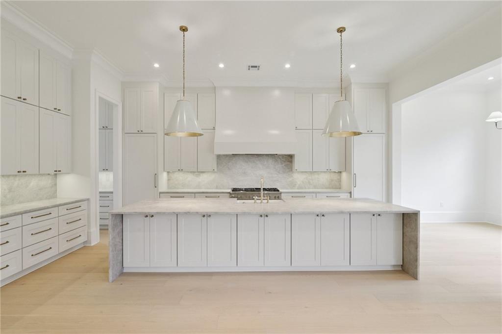 3620 CHESTNUT Street