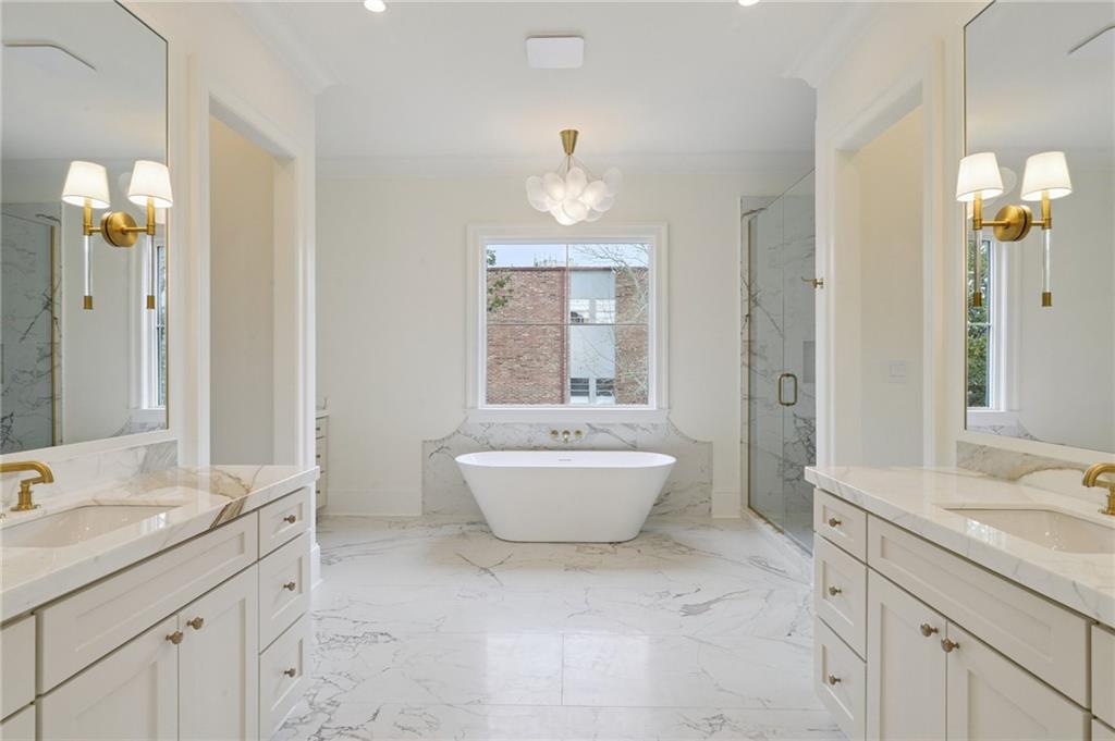 3620 CHESTNUT Street