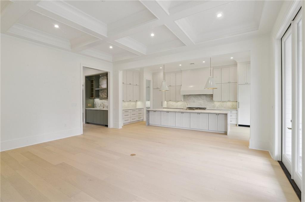 3620 CHESTNUT Street