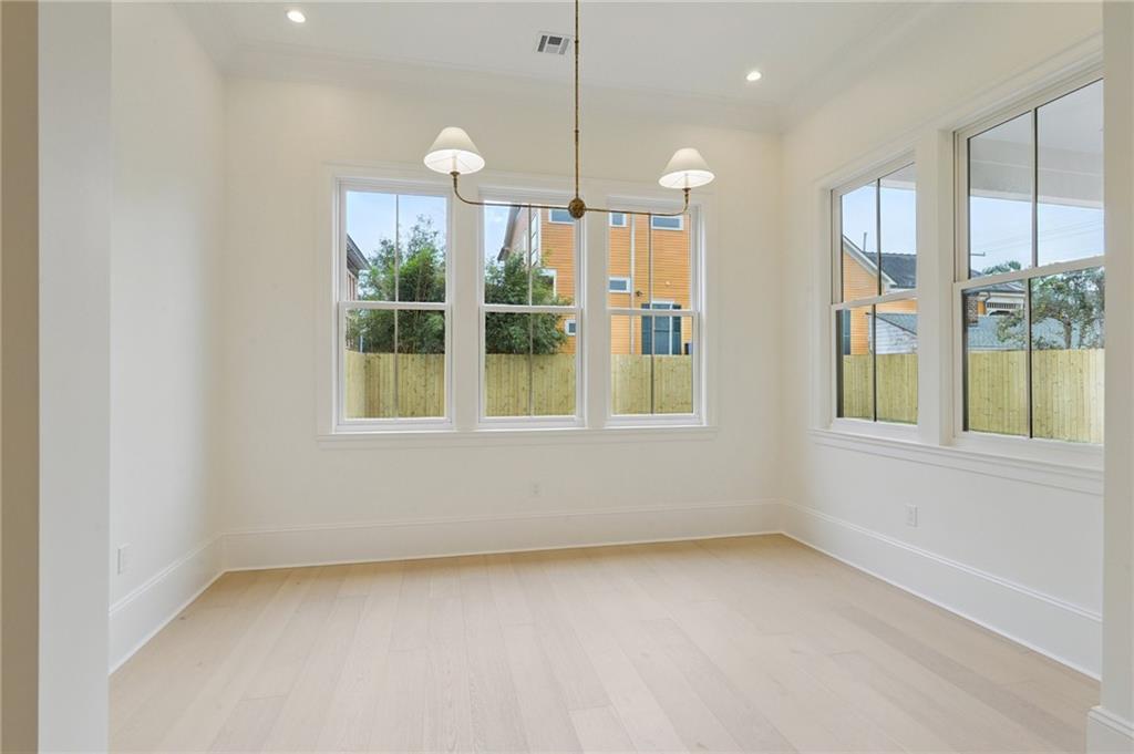 3620 CHESTNUT Street