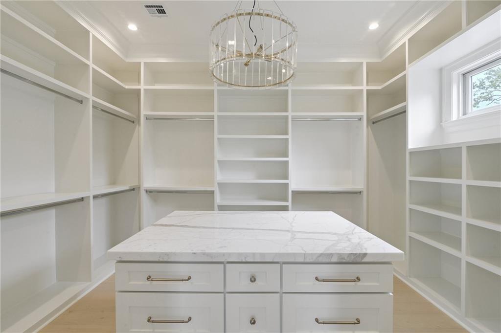 3620 CHESTNUT Street