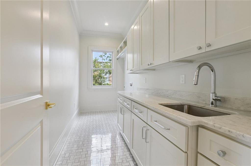 3620 CHESTNUT Street