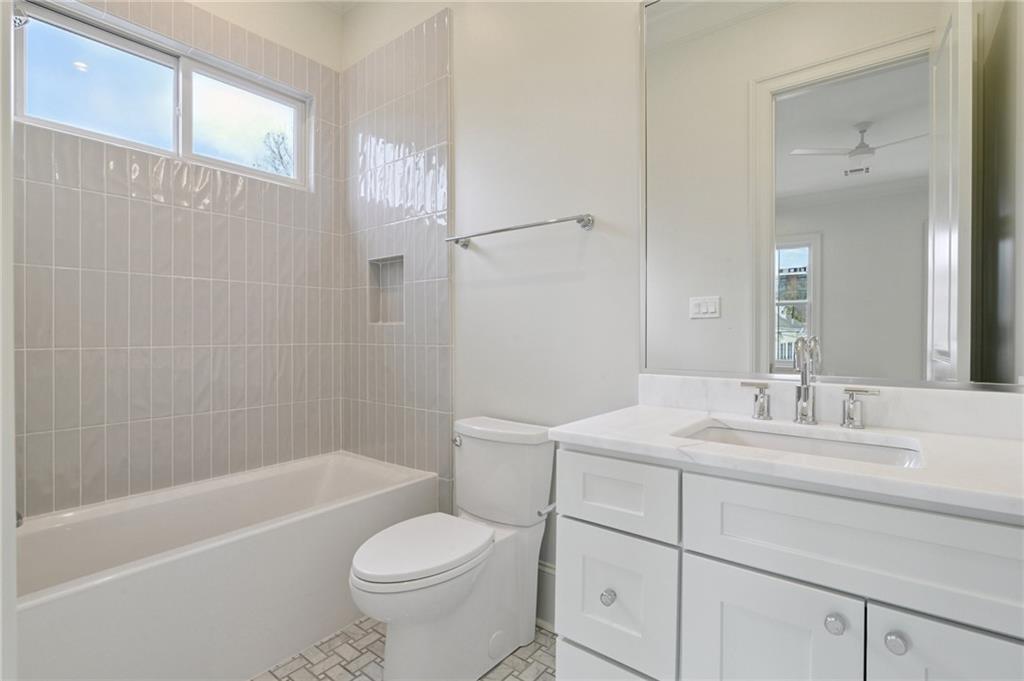 3620 CHESTNUT Street