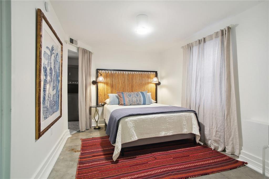 2931 ST CHARLES Avenue