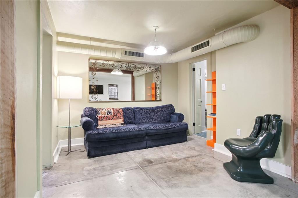 2931 ST CHARLES Avenue