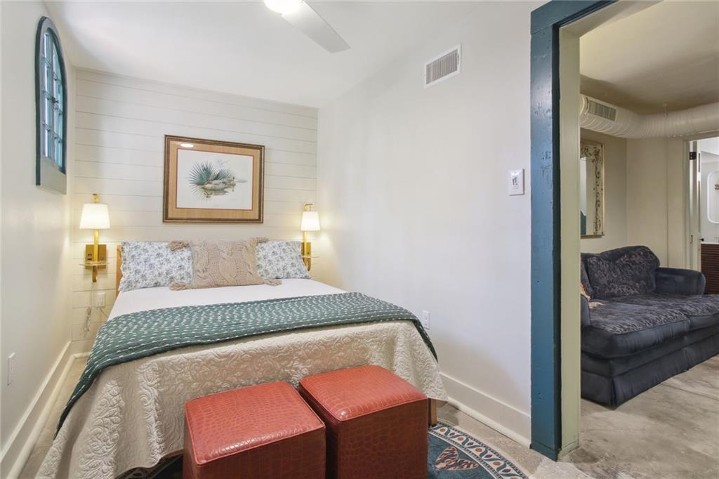 2931 ST CHARLES Avenue