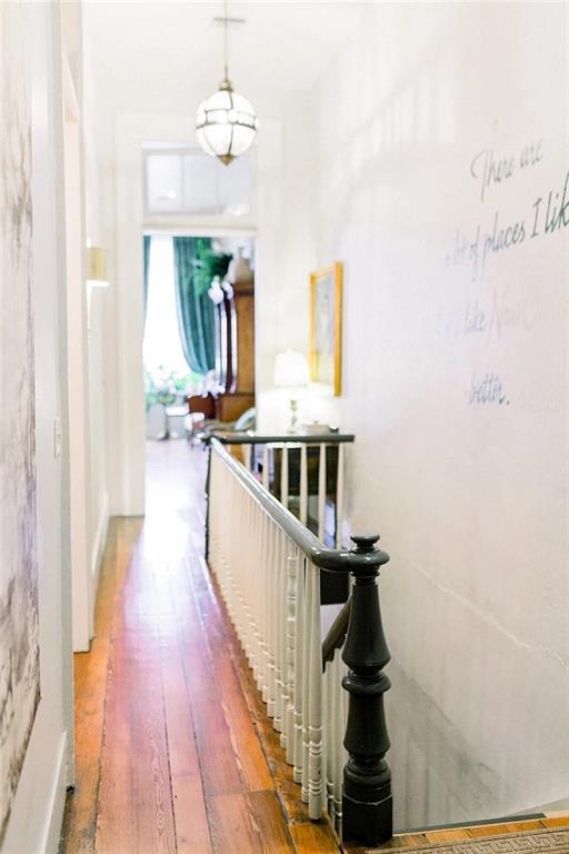 2028 MAGAZINE Street