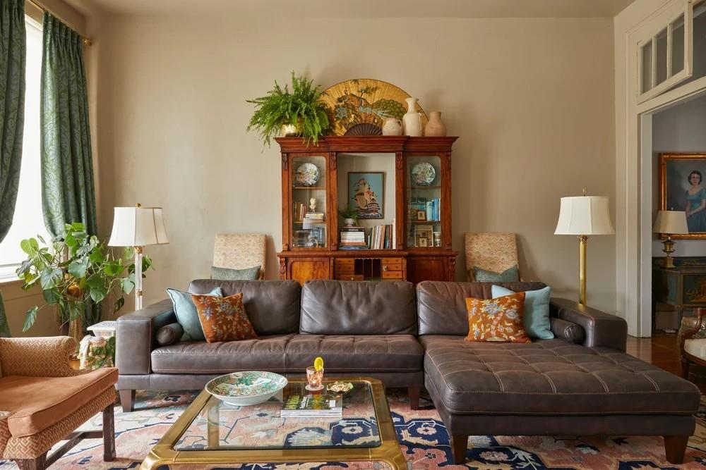 2028 MAGAZINE Street