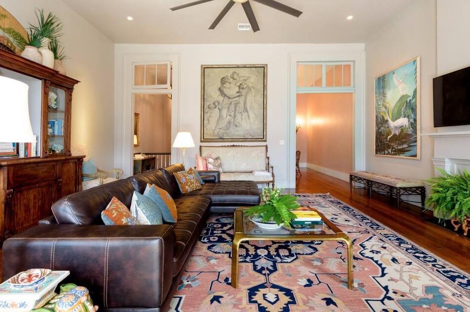 2028 MAGAZINE Street