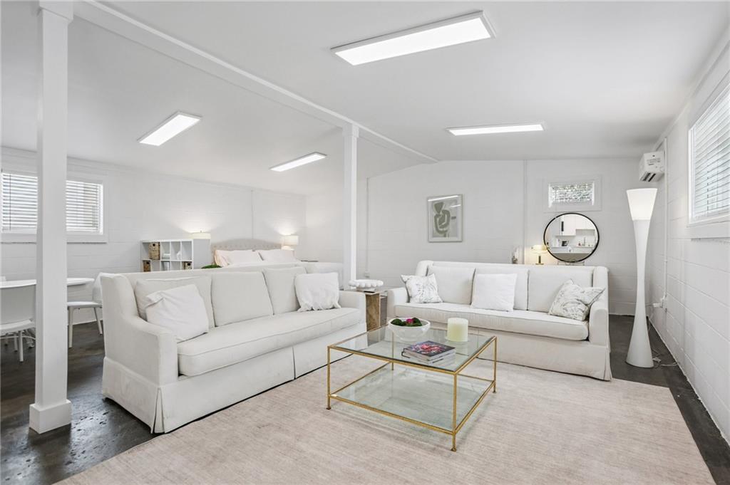 5414 MAGAZINE Street B