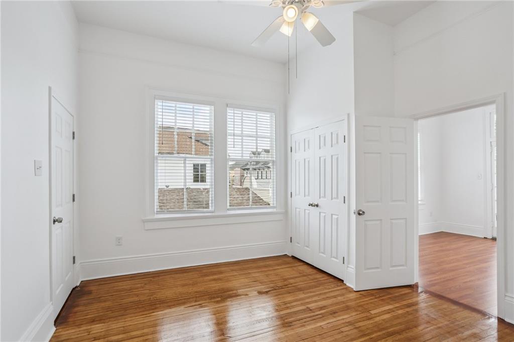 5422 MAGAZINE Street upper