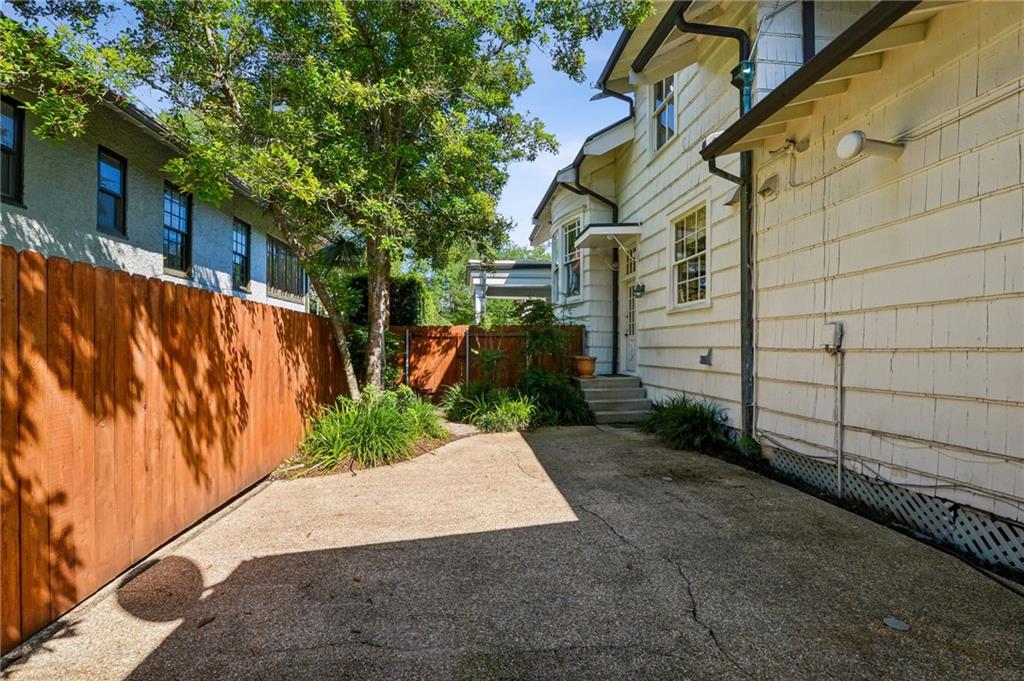 220 AUDUBON Boulevard