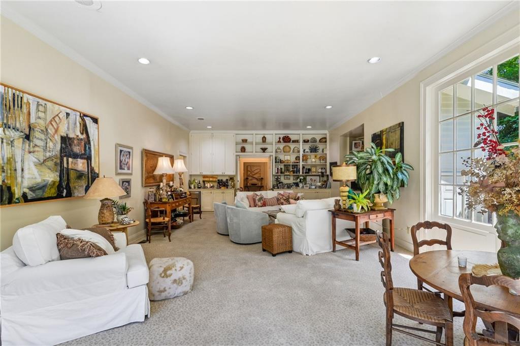 220 AUDUBON Boulevard