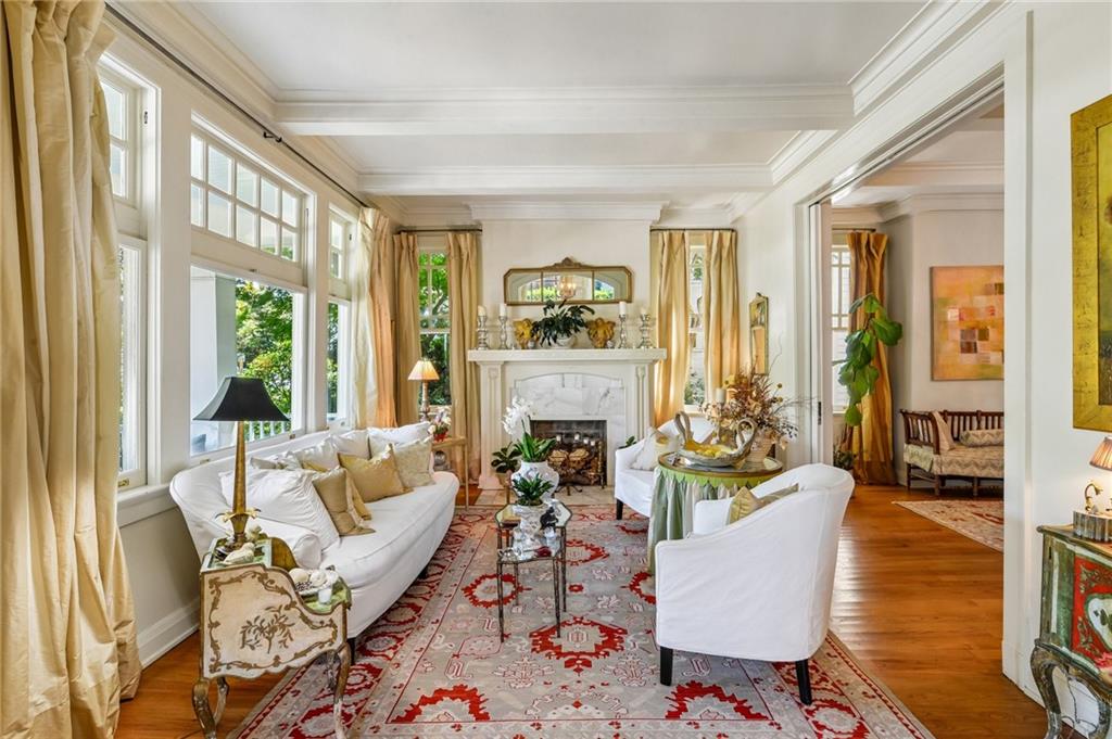 220 AUDUBON Boulevard