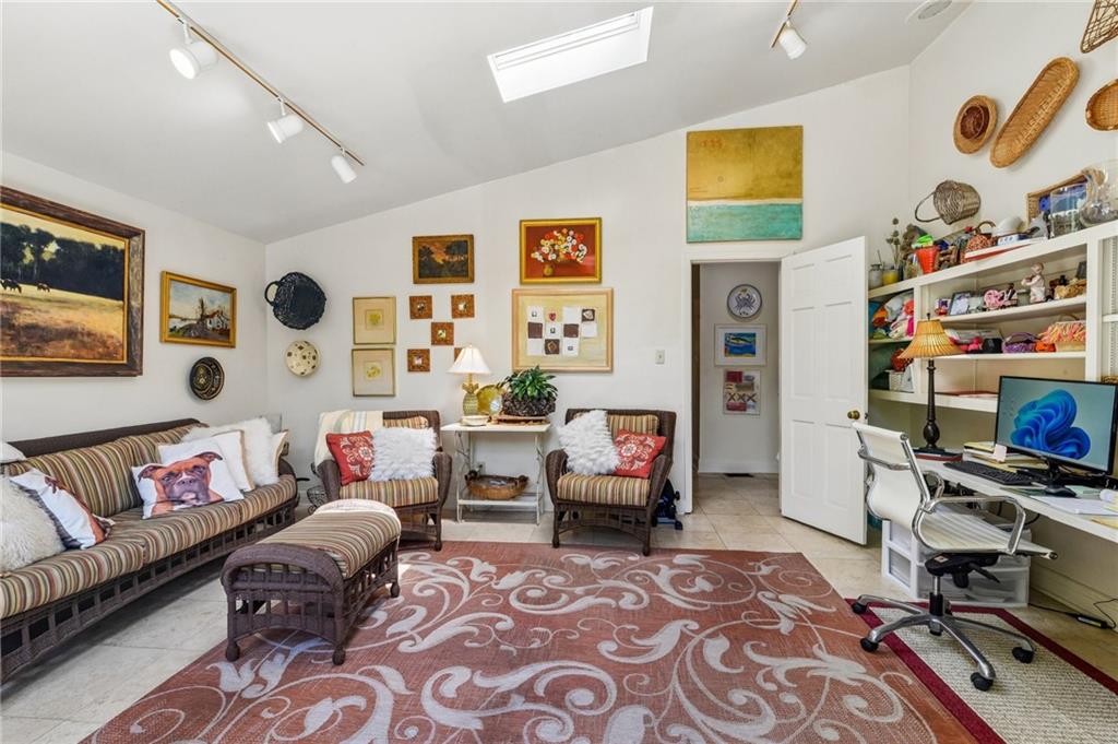 220 AUDUBON Boulevard