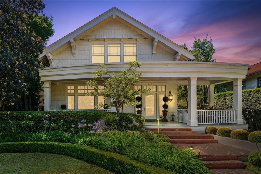 220 AUDUBON Boulevard