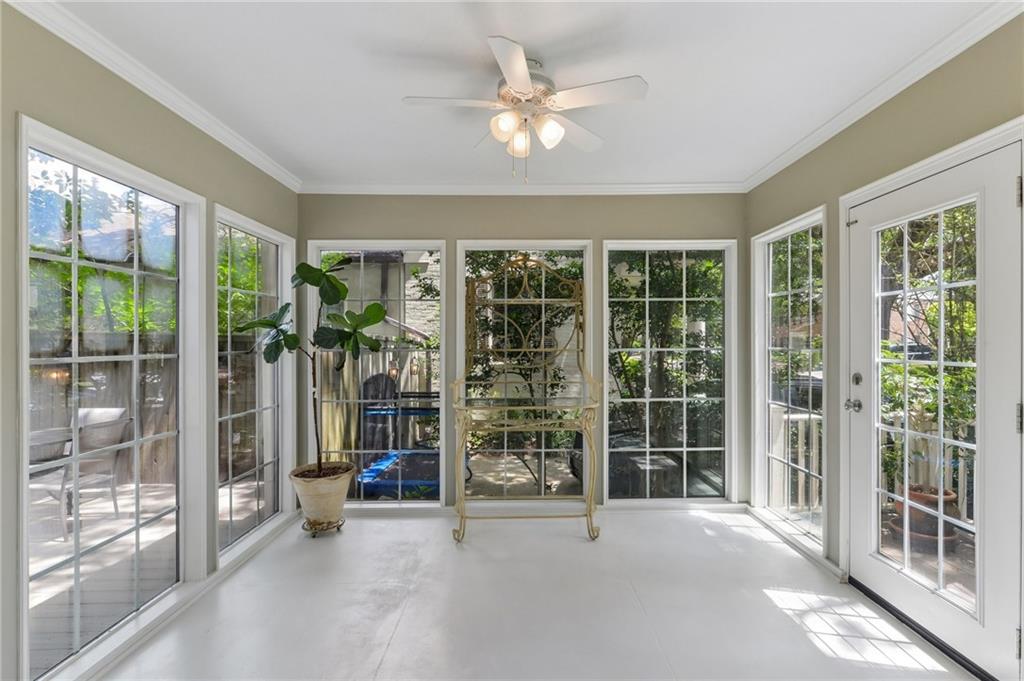 228 FAIRWAY Drive