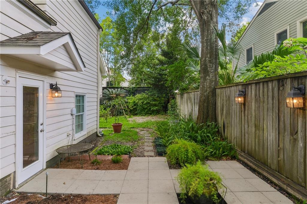 228 FAIRWAY Drive