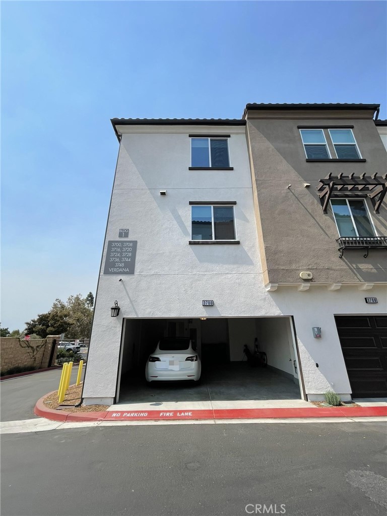 3700 Verdana Cir