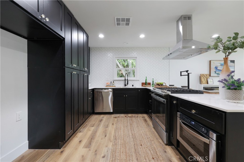 1331 Greenhaven Street