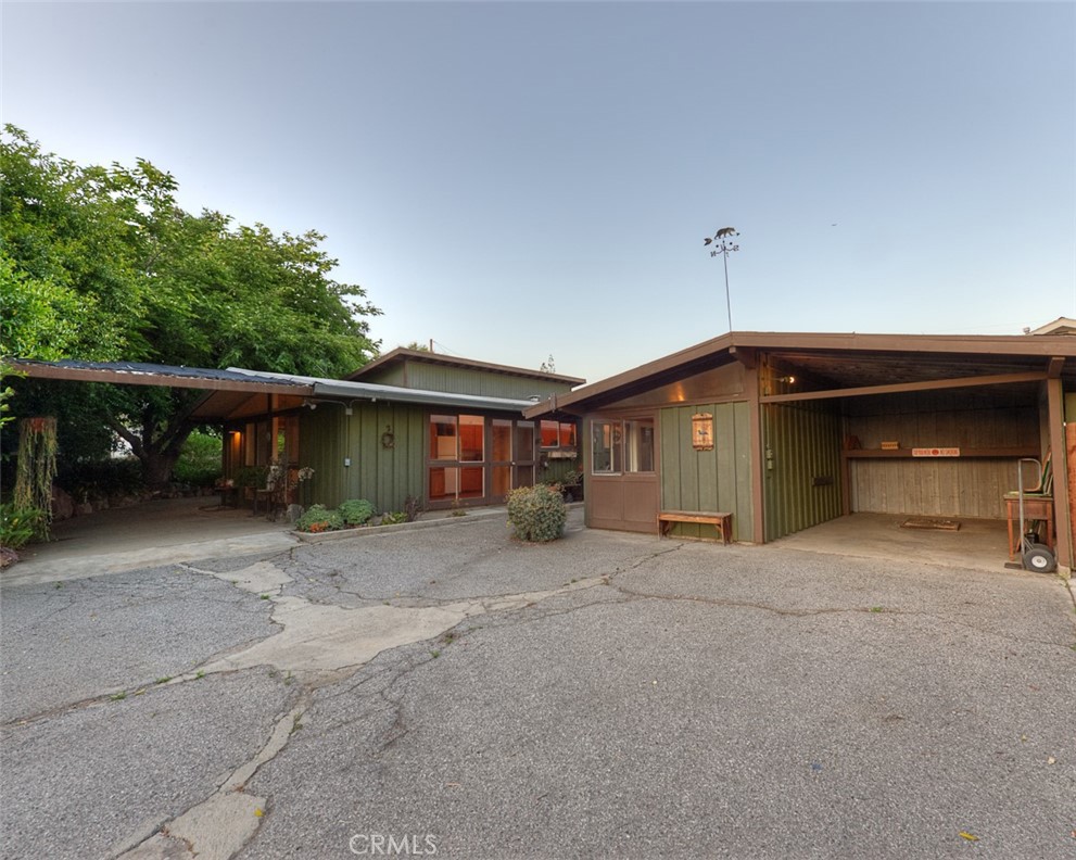 857 e. leadora