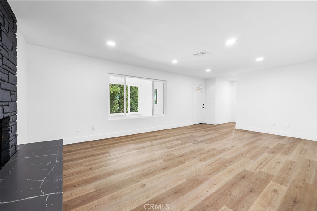 17169 Redding Street