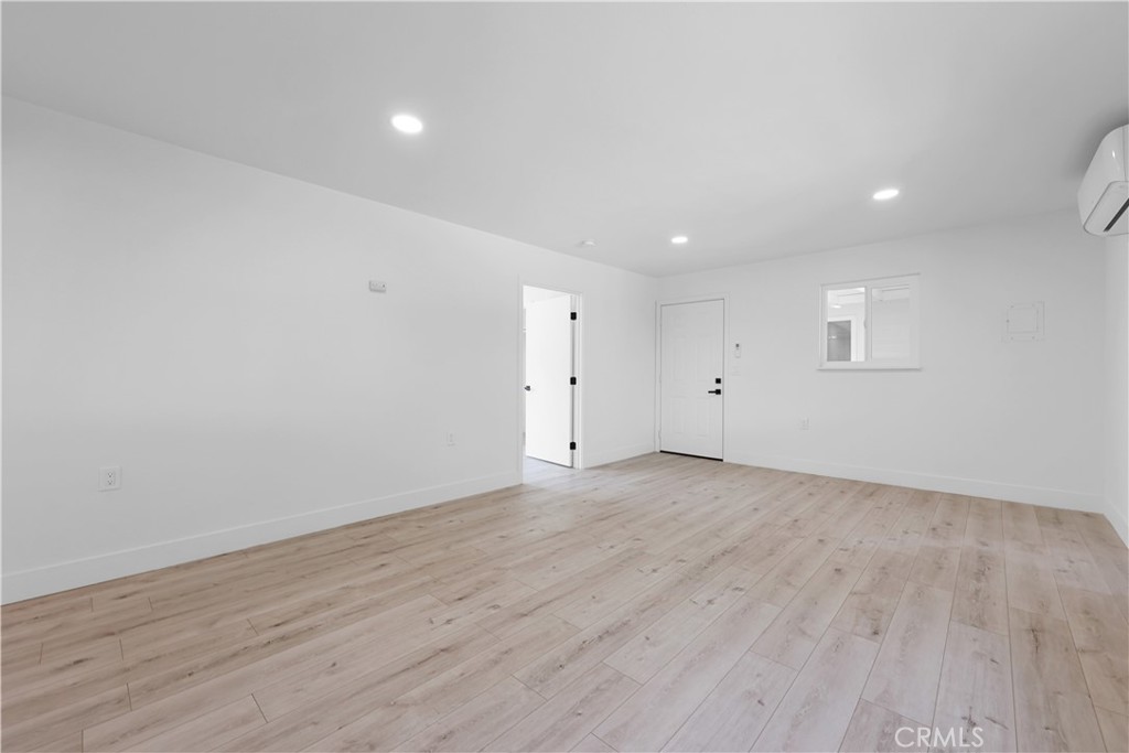 17169 Redding Street