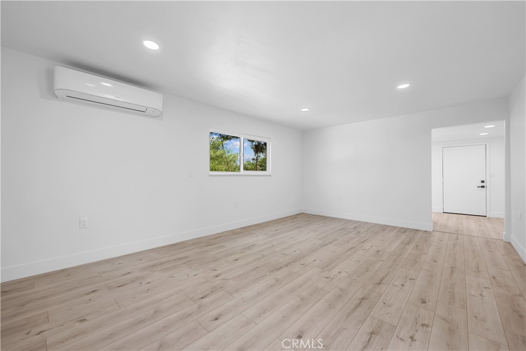 17169 Redding Street