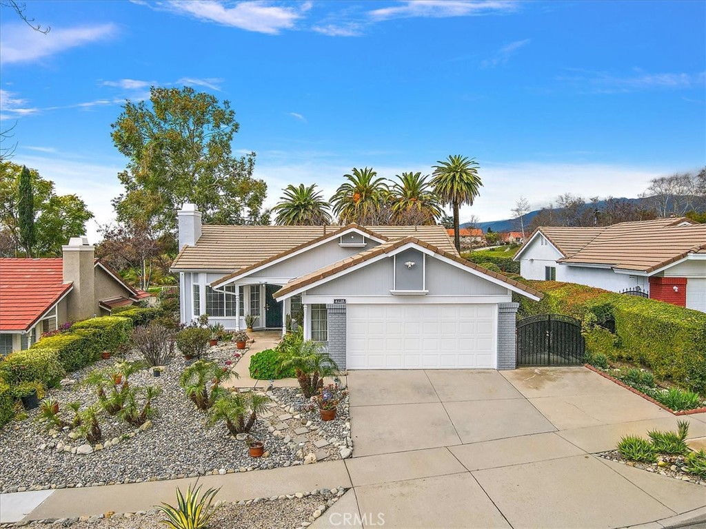 6138 Dakota Avenue