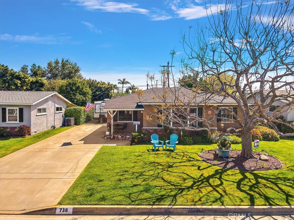 738 Tressy Avenue