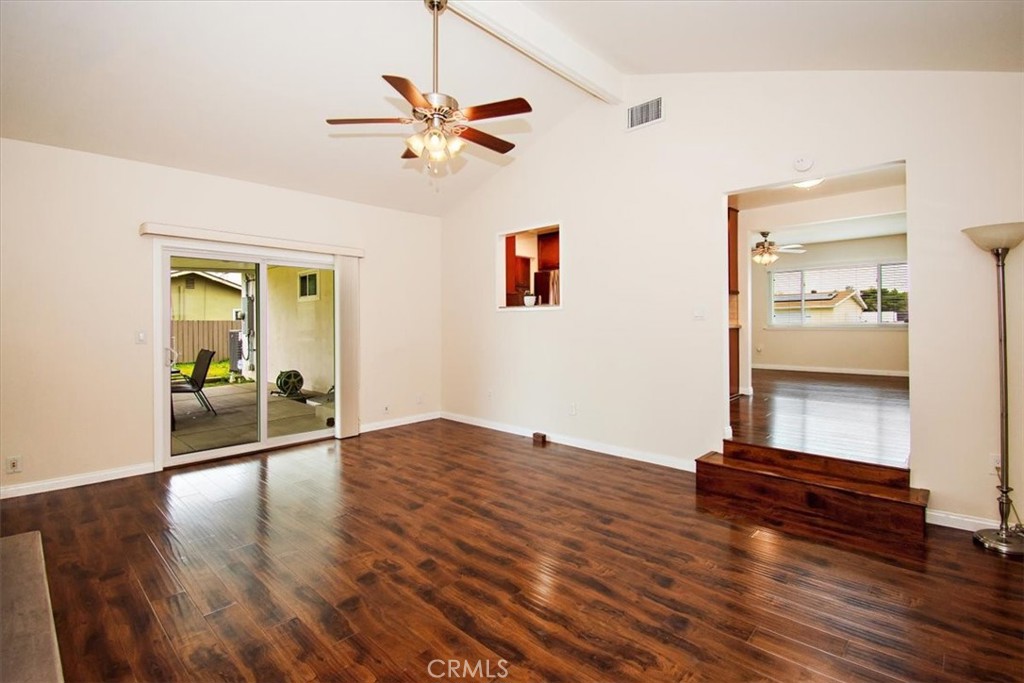 336 W Carter Drive