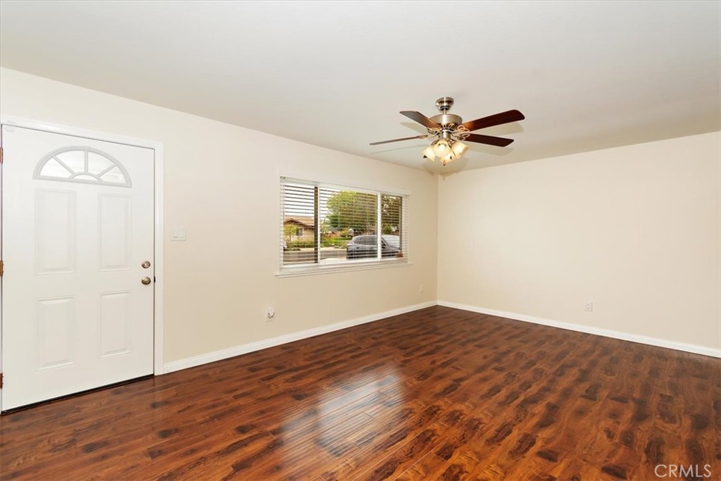 336 W Carter Drive