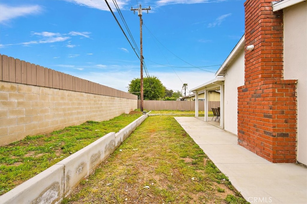 336 W Carter Drive