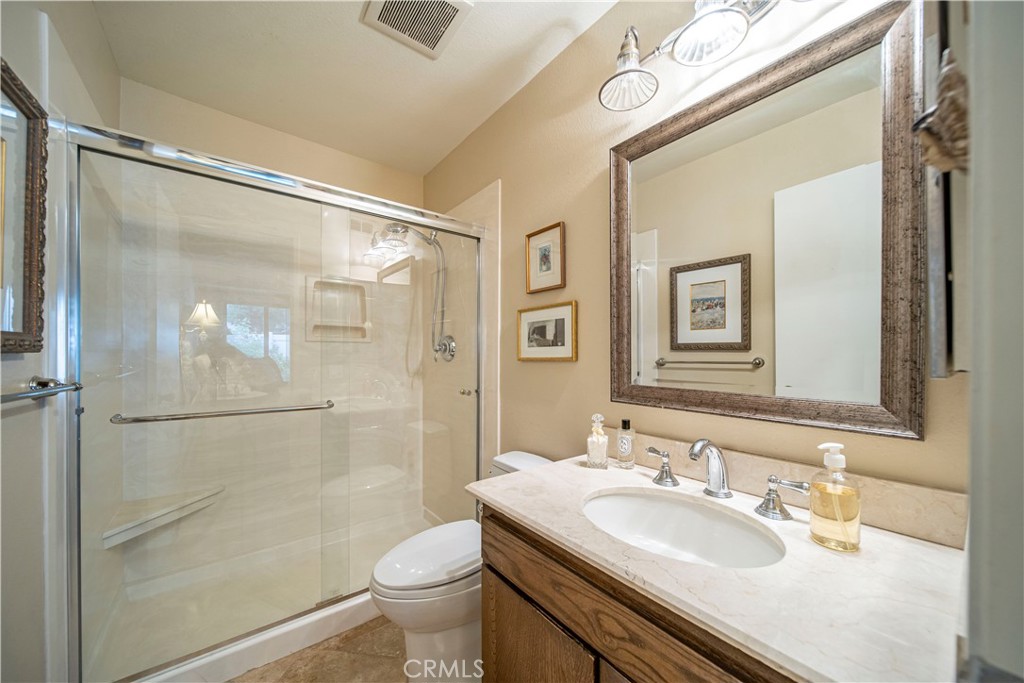 830 E Pepper Tree Drive