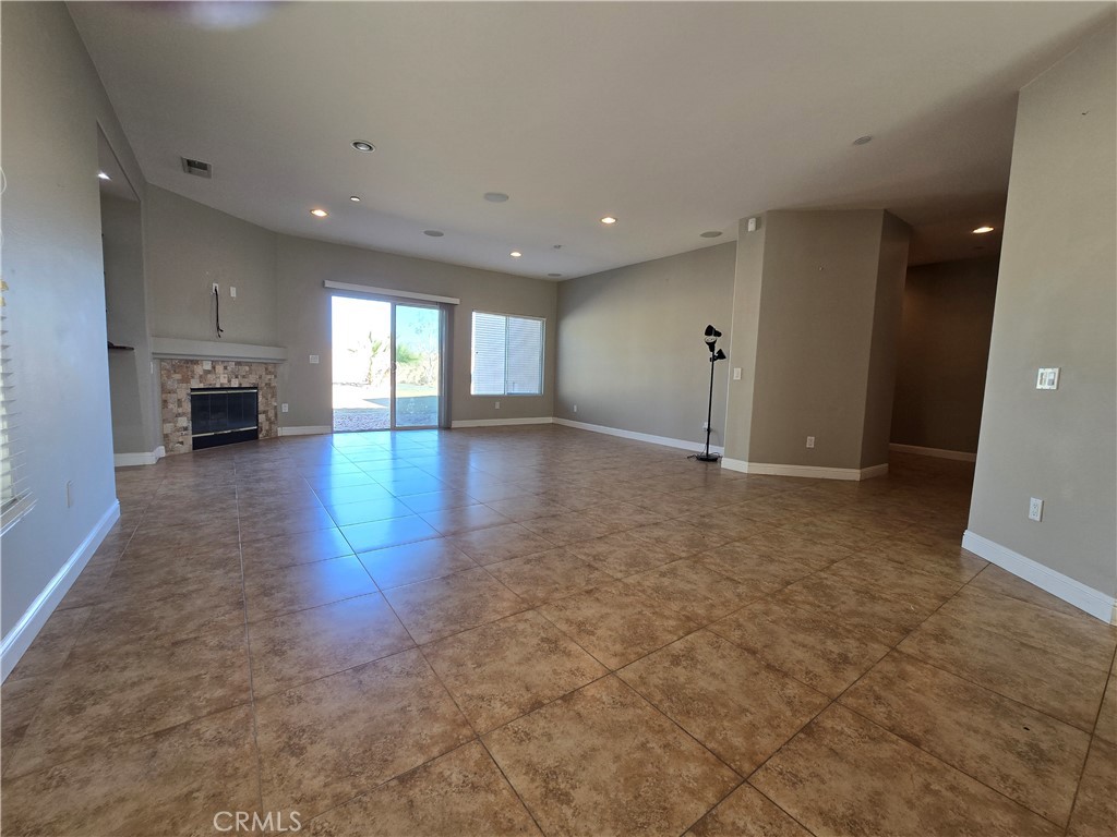 736 Summit Drive
