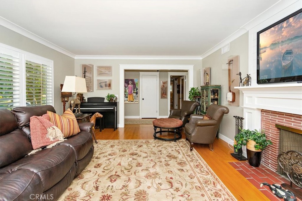 717 Bubbling Well Drive