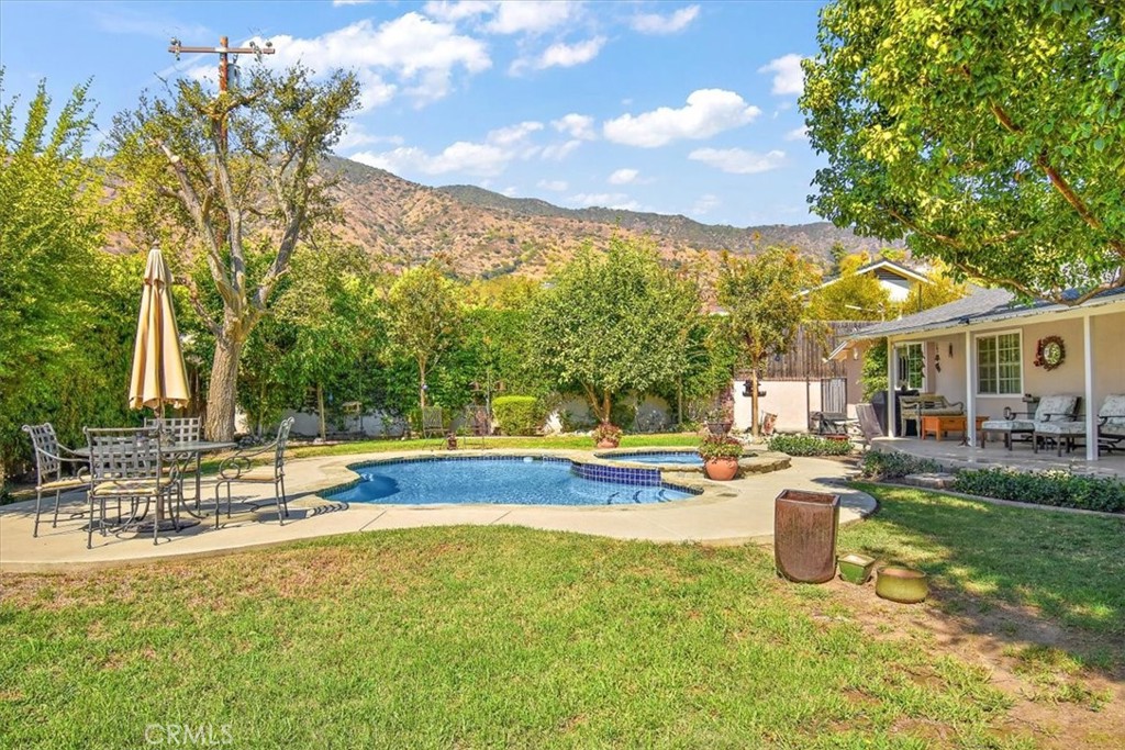 717 Bubbling Well Drive