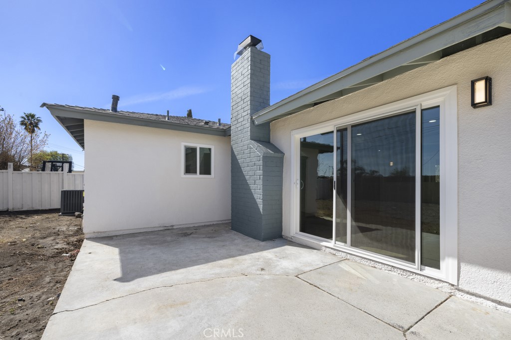 895 N Meridian Avenue