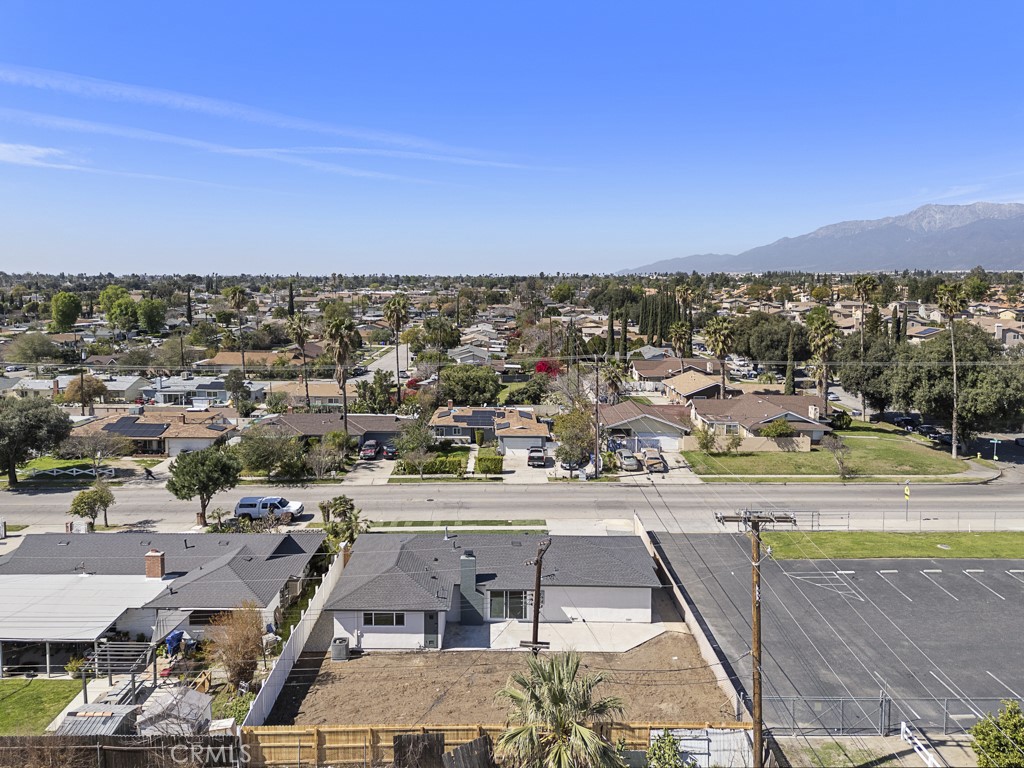 895 N Meridian Avenue