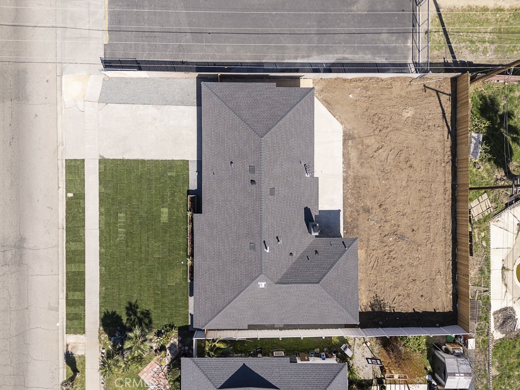 895 N Meridian Avenue