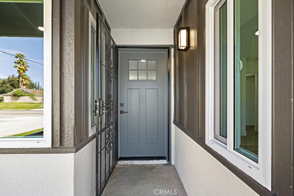 895 N Meridian Avenue