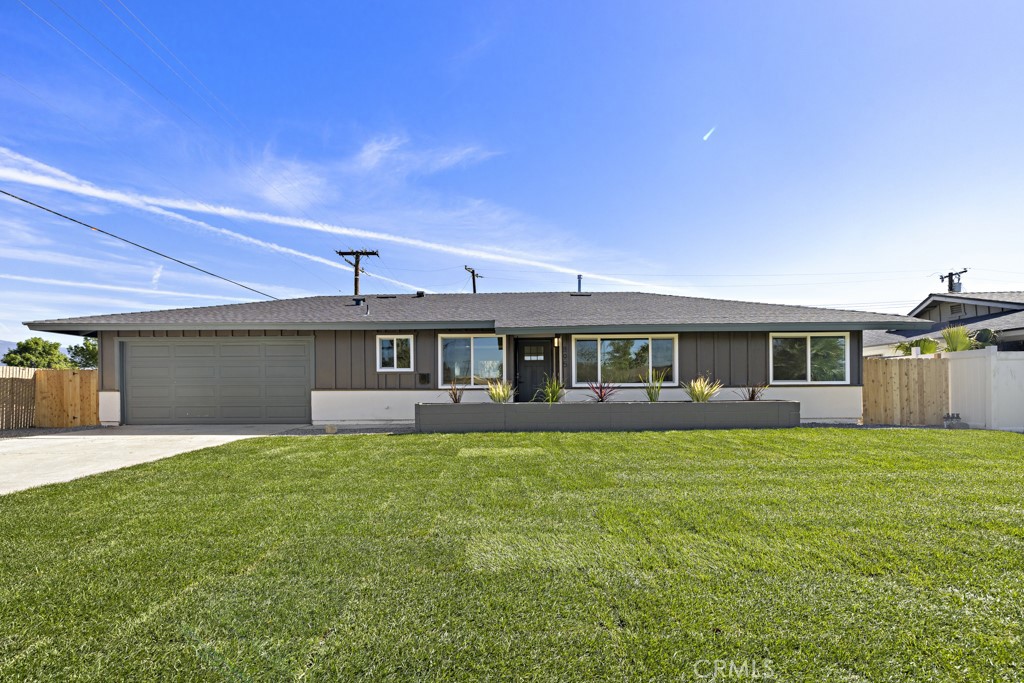 895 N Meridian Avenue