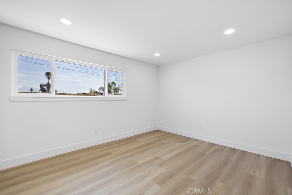 895 N Meridian Avenue