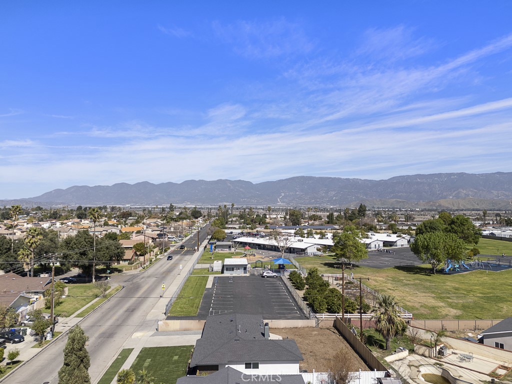 895 N Meridian Avenue